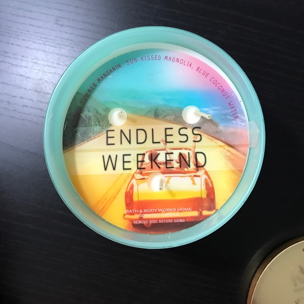 Endless Weekend Candle