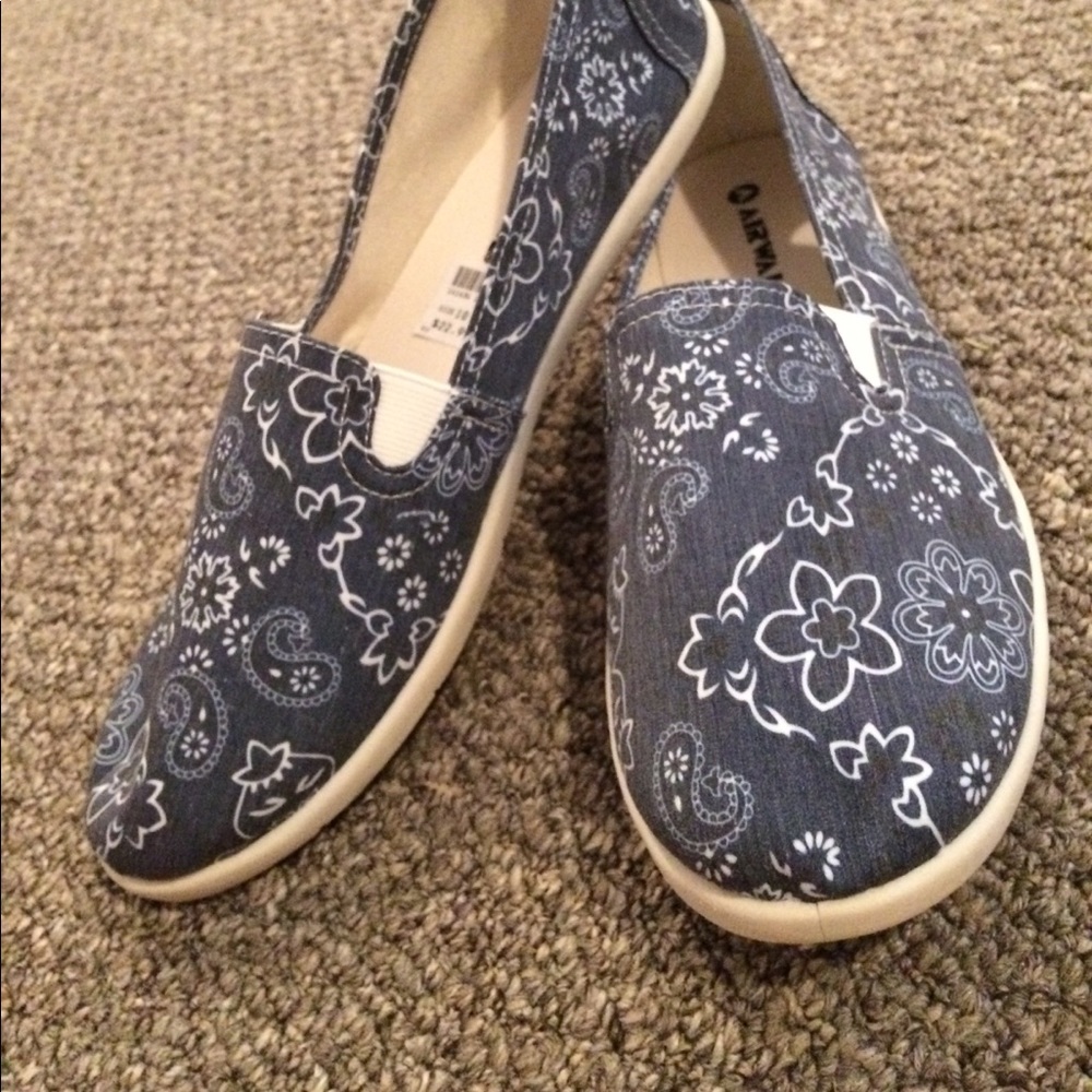 floral airwalk shoes