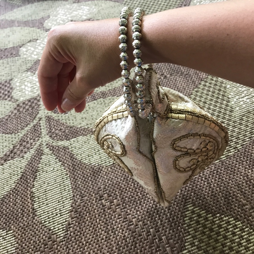 SOLD Vintage gold beaded purse