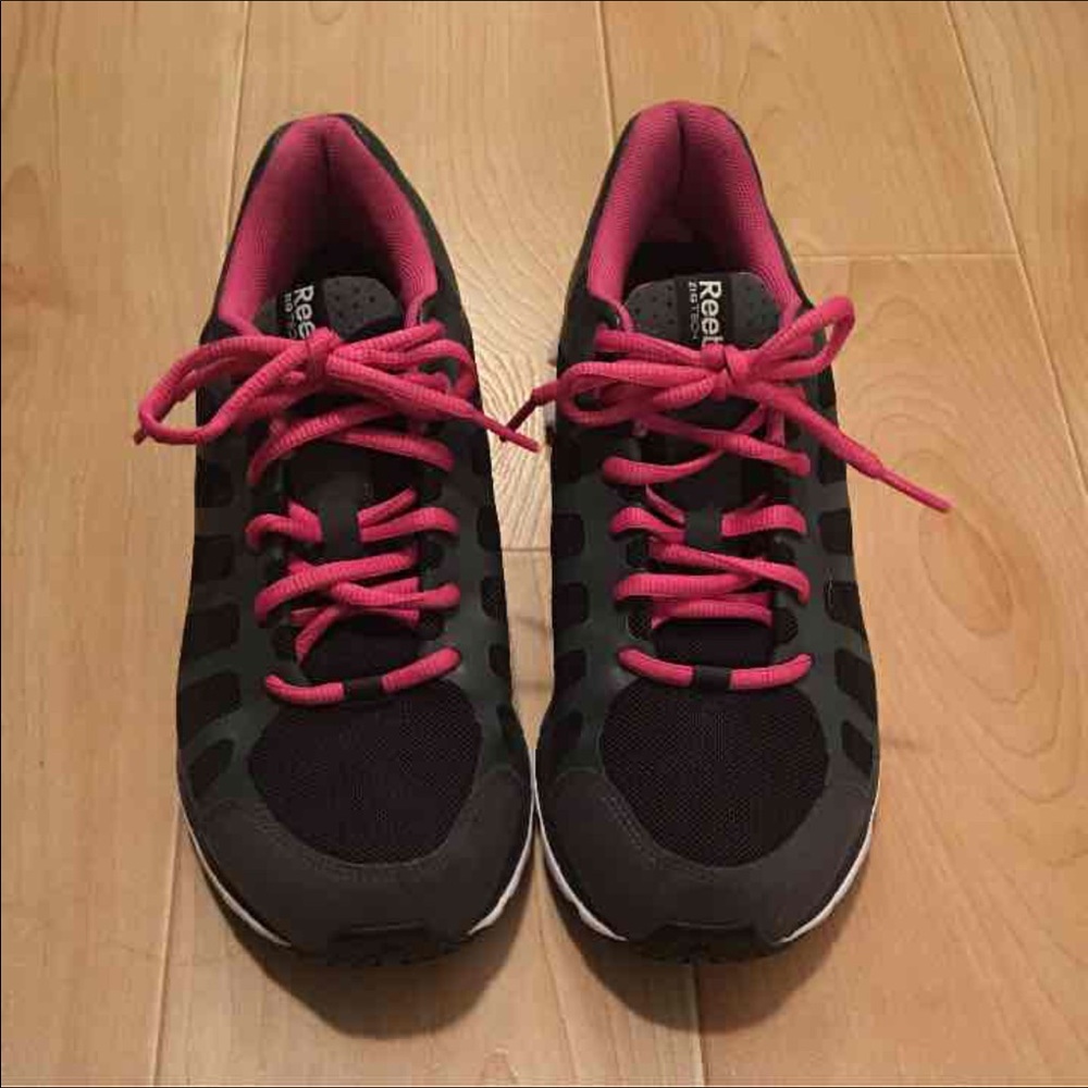 Womens Reebok Zigtech - Picture 2 of 3