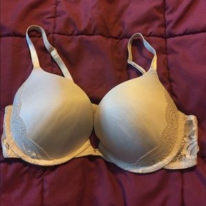 Nude Bra - like new!