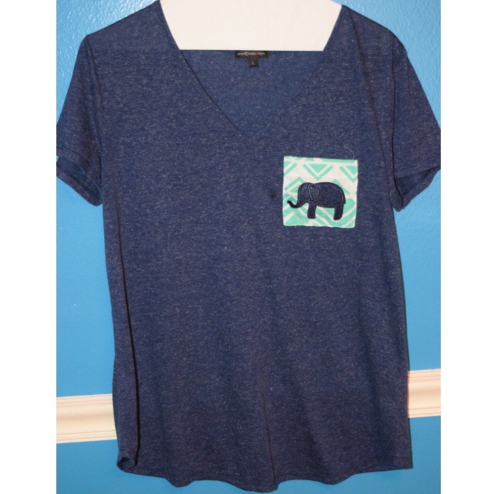 BLUE ELEPHANT POCKET TEE