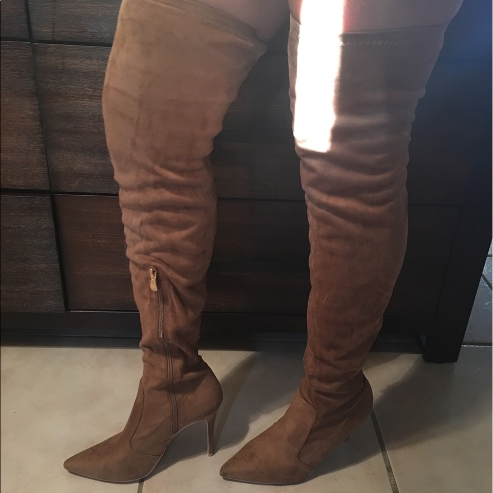 Gorgeous Size 10 tan thigh high skinny heel boots