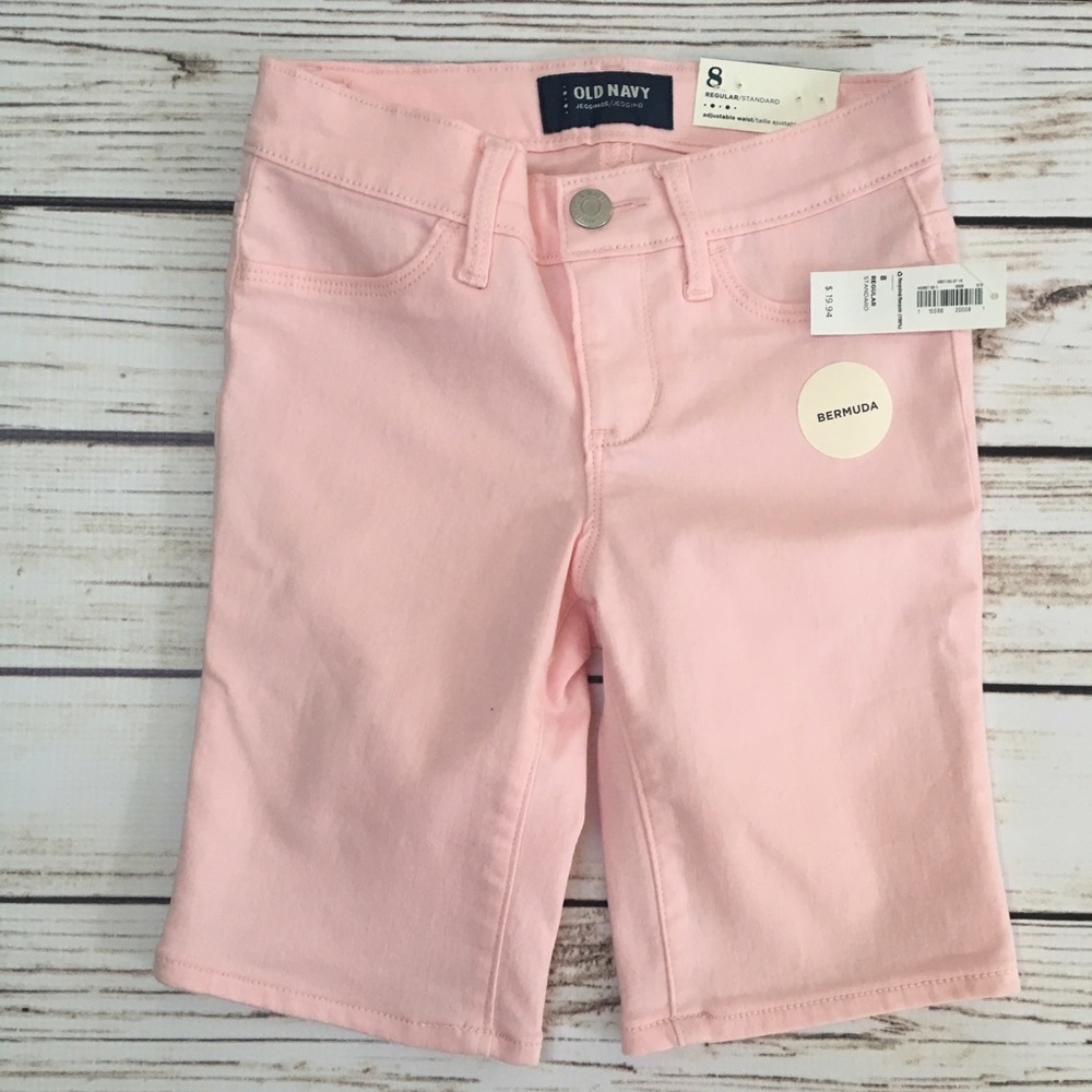 ⚜️OLD NAVY Blush Bermuda Shorts