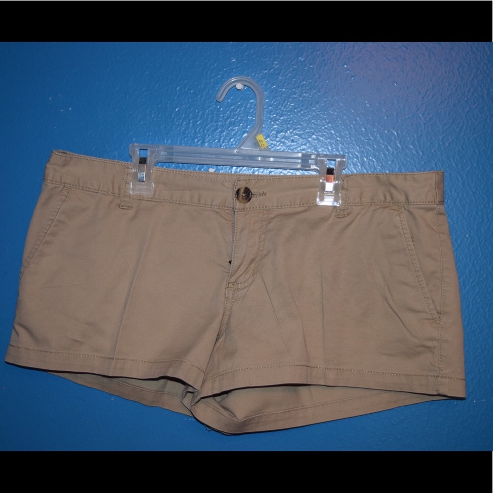 khaki shorts