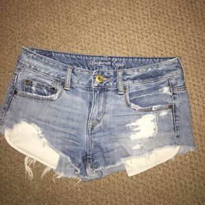 American eagle distressed denim shorts