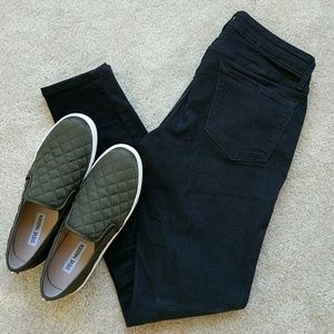 Steve madden ECNTRCQT olive green. NWB