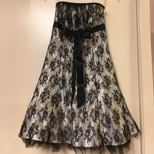 Jessica McClintock Black Lace Dress