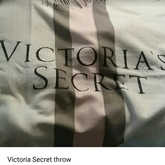 Victoria Secret Throw - Picture 1 of 1