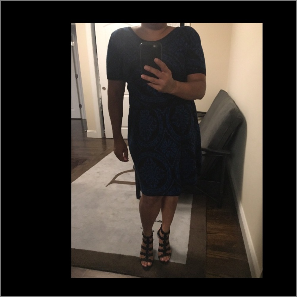 Dress - Picture 5 of 5