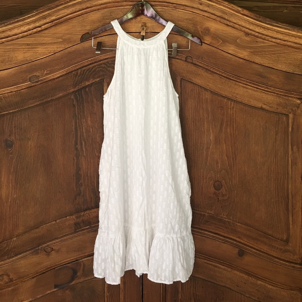 White Dress(A)