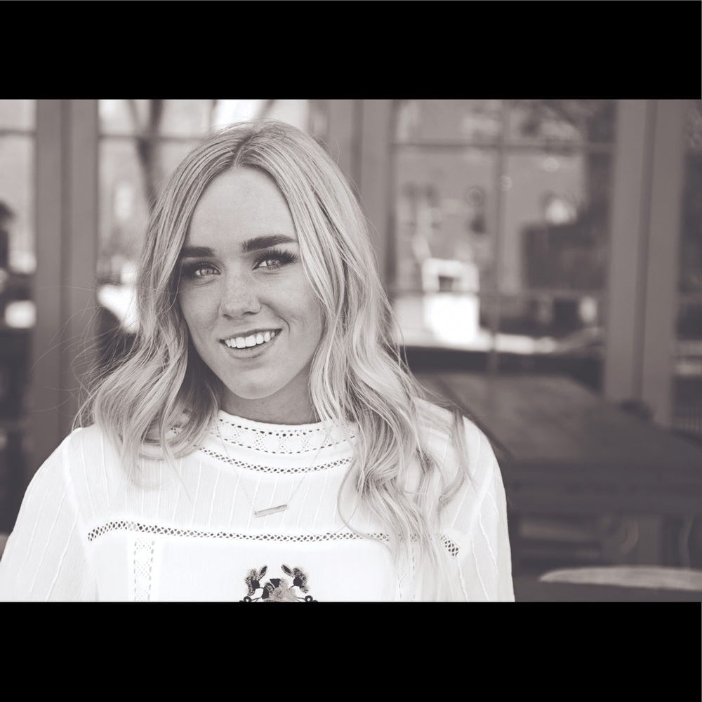 Meet your Posher, Elle