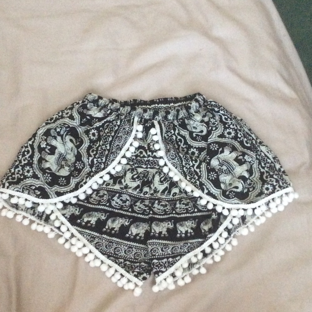 Pom Pom shorts Boho Hobo Beach Hippie Elephant