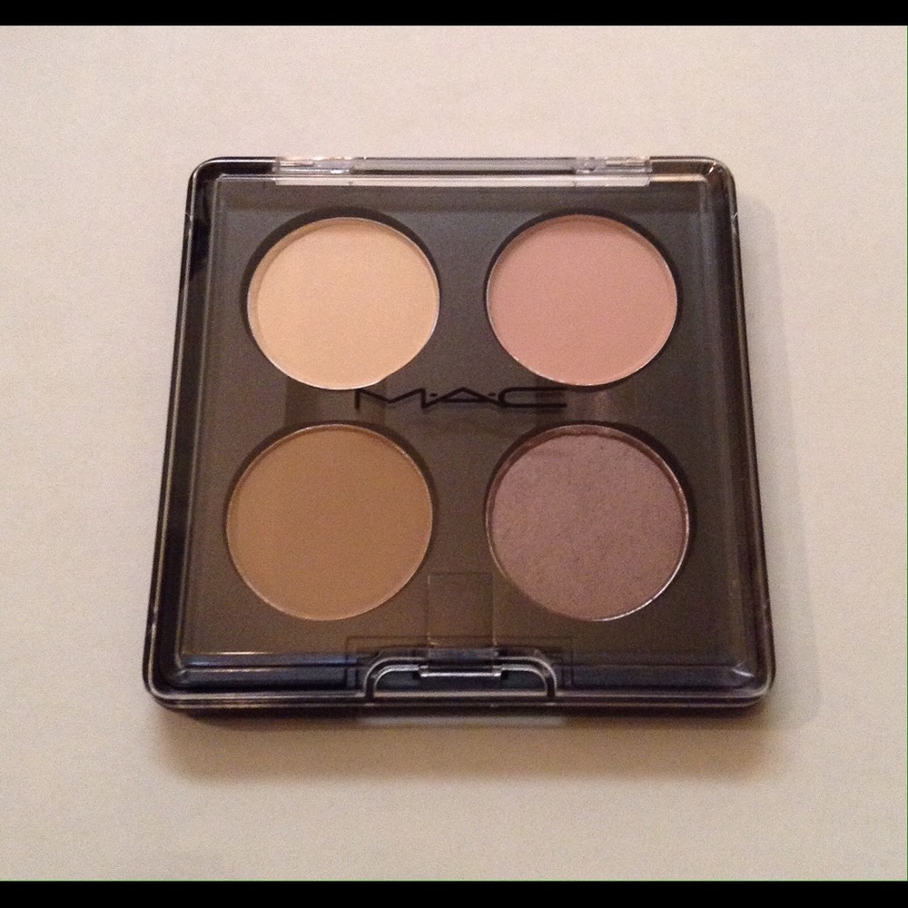 *NEW* MAC Laze Eyes Eyeshadow Quad