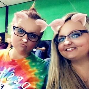 Meet your Posher, Molly