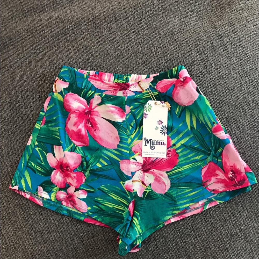 Show Me Your Mumu shorts never worn new with tag
