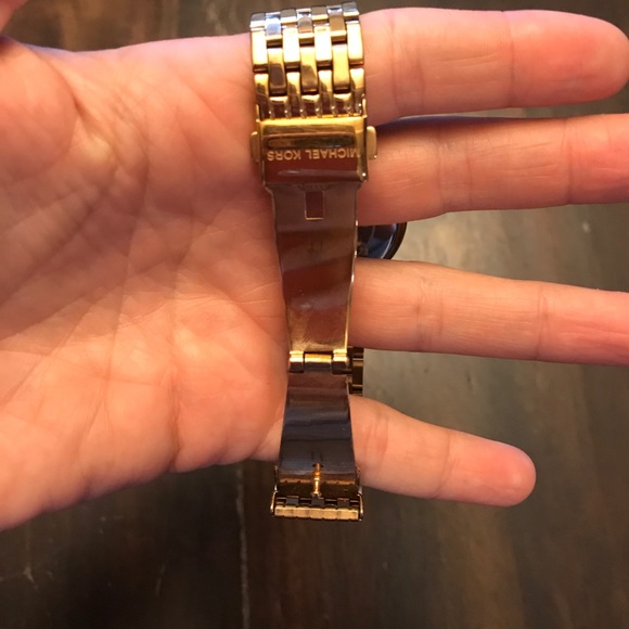 Michael Kors Rose Gold MK3192 Darci Watch - Picture 3 of 5