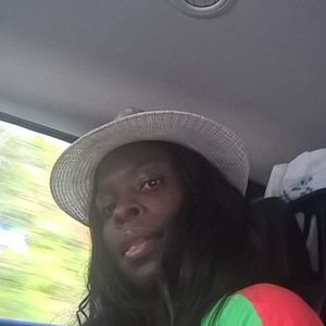 Meet your Posher, Antoinette