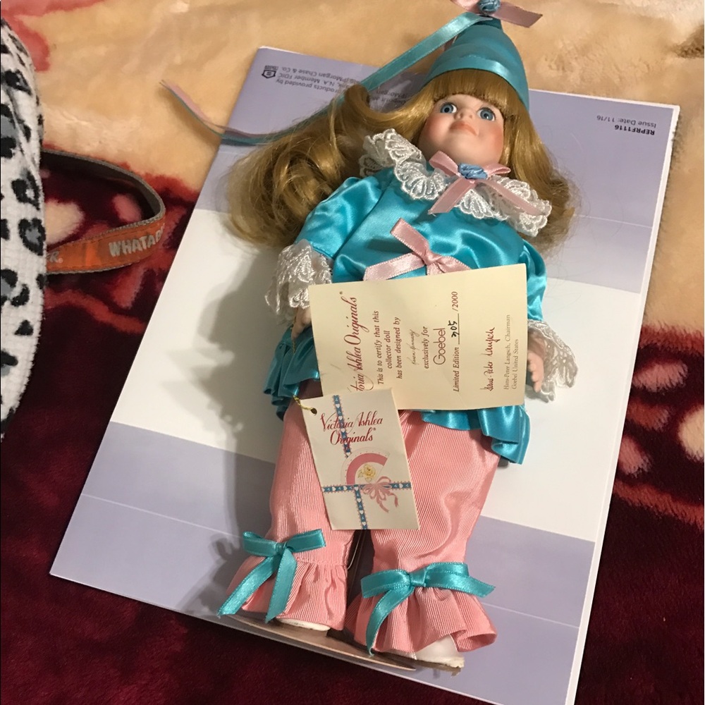 Victoria Ashley Originals Beautiful Doll - Picture 2 of 8