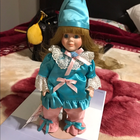 Victoria Ashley collector Other - Victoria Ashley Originals Beautiful Doll