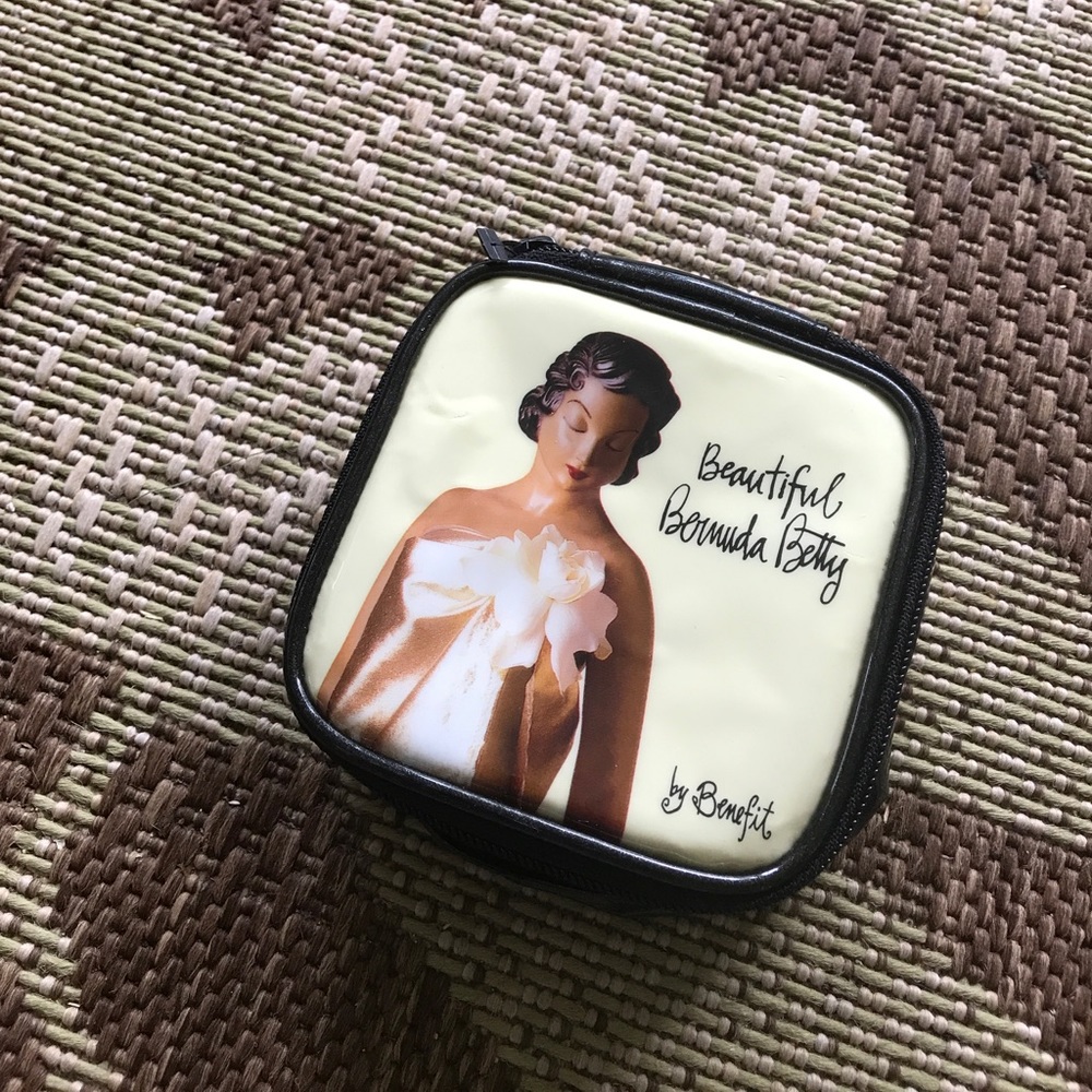 SOLD Vintage Benefit Cosmetics bag