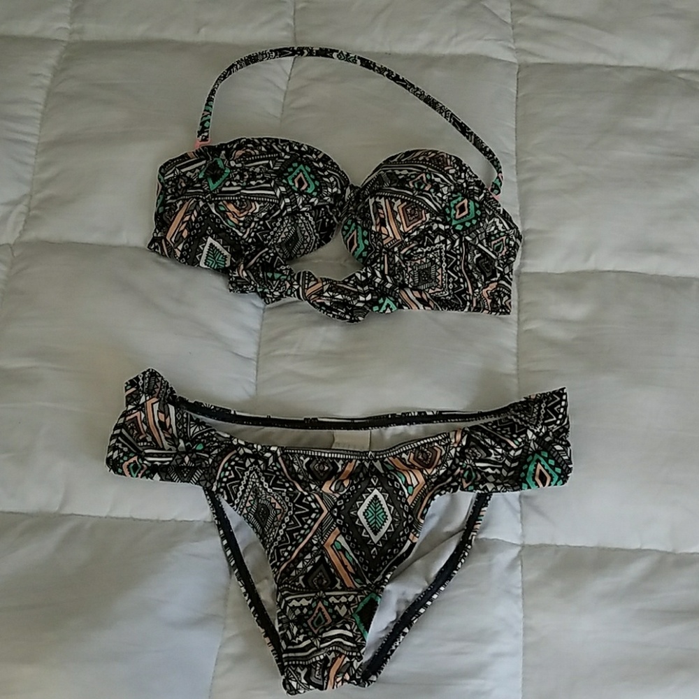 Billabong bathing suit