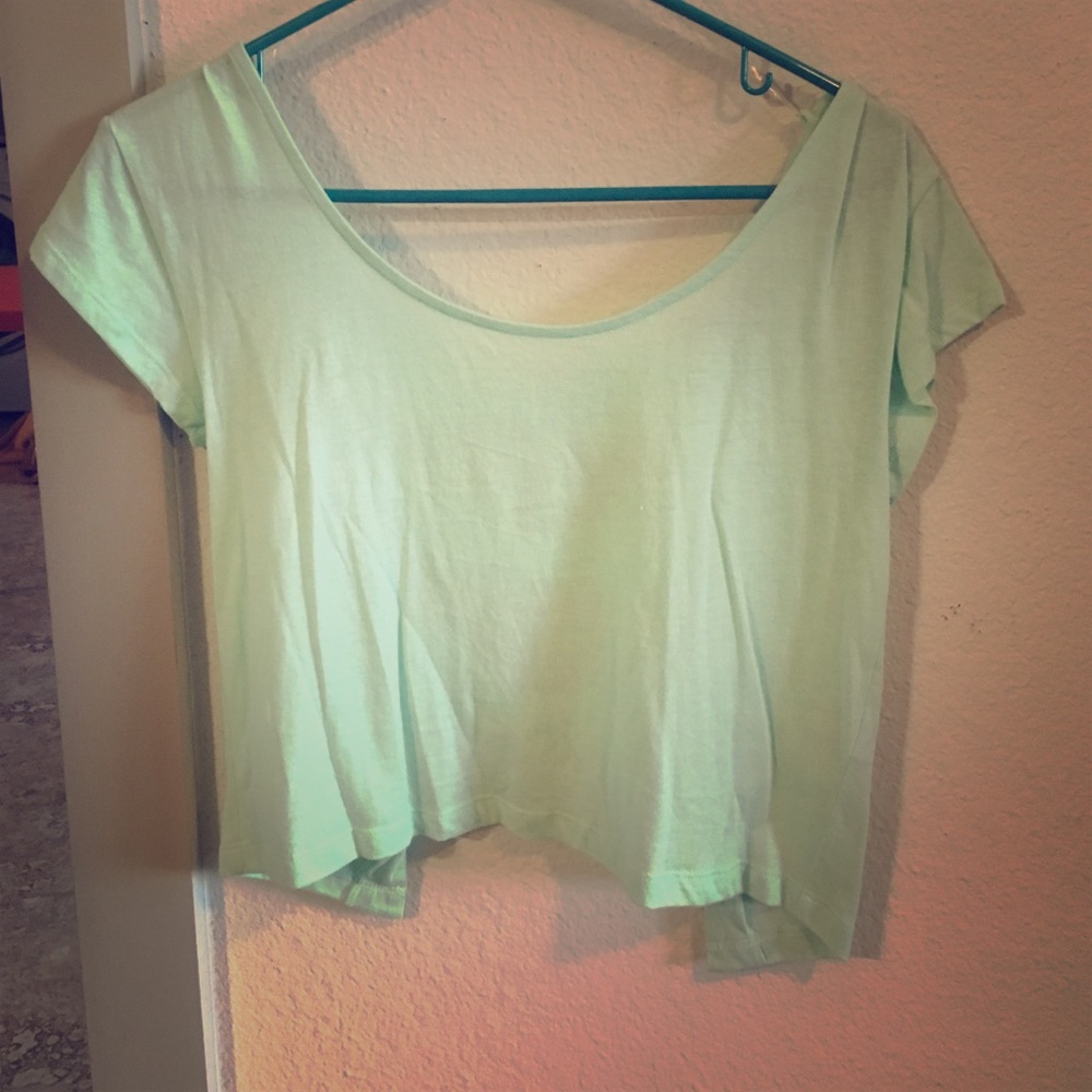 crop top