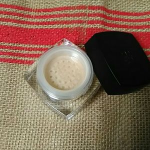 Arbonne Mineral Powder Foundation - Light