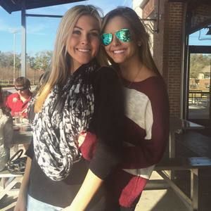 Meet your Posher, Brooke