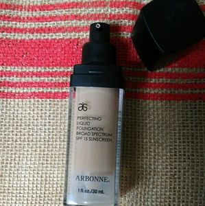 Arbonne Liquid Foundation - Soft Blush