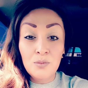 Meet your Posher, Viveca