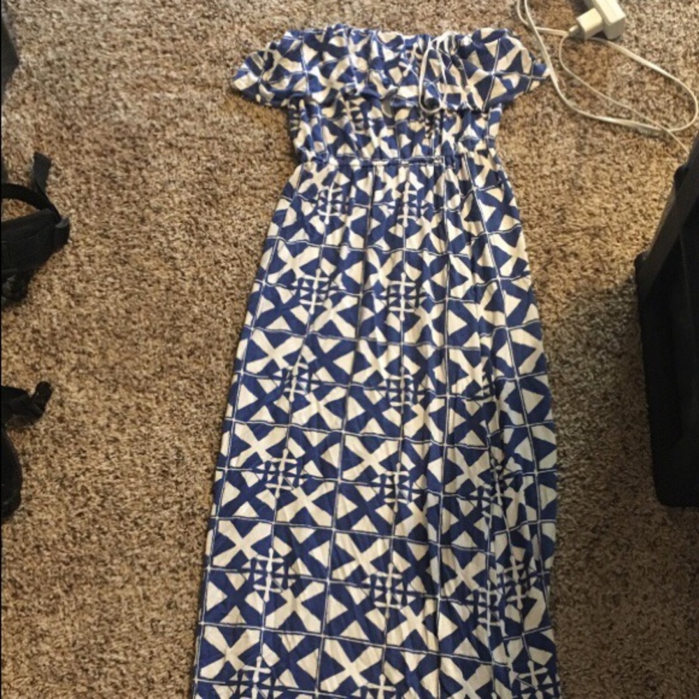 Mahi gold maxi dress size xs