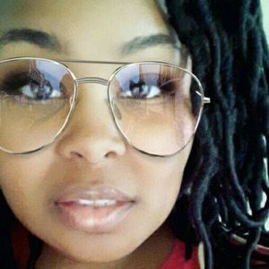 Meet your Posher, Shaneika