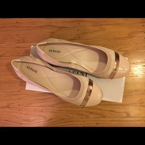 Alfani Jemahppale rose pink ballet flats, size 9.