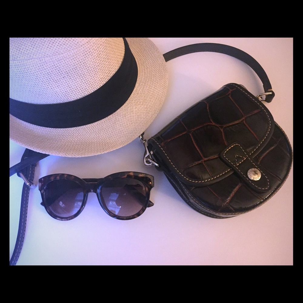 Dooney and Bourke Small Crossbody