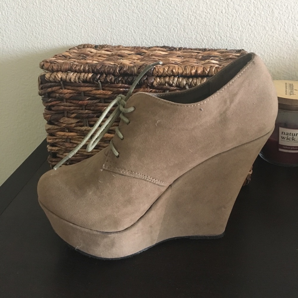 Platform wedges!
