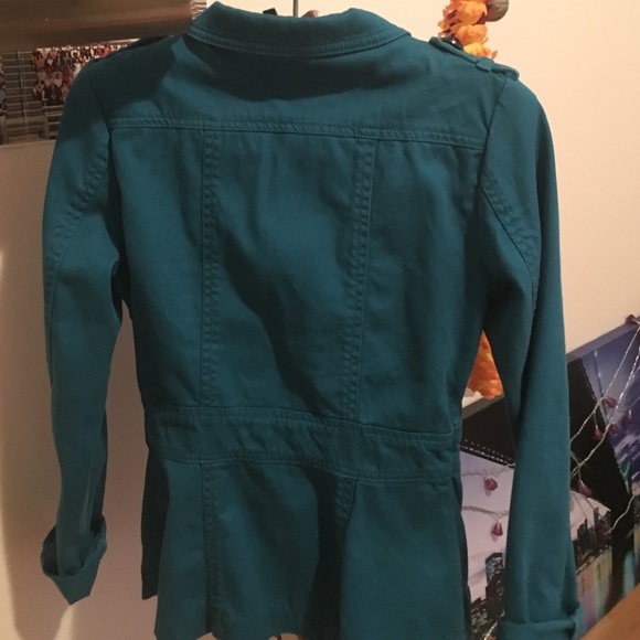 H&M light jacket - Picture 2 of 3