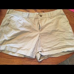 Khaki colored women's casual short