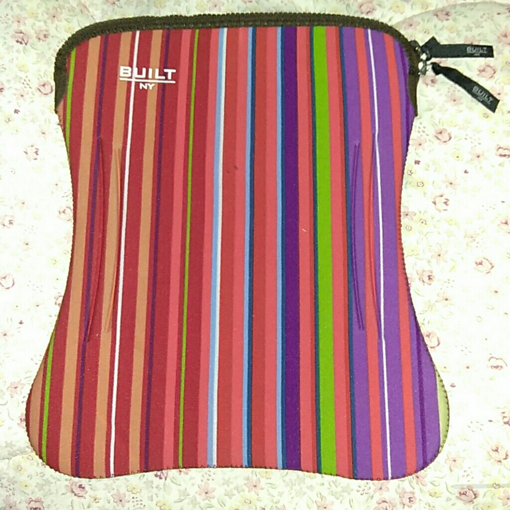 BUILT I PAD COVER