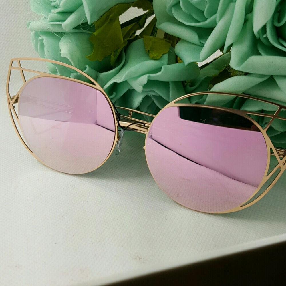 Just arrived  cat eye women 100% uv protection mir