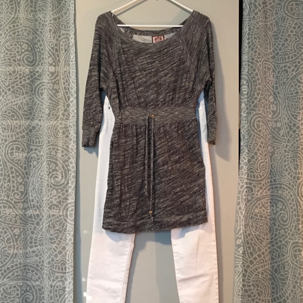 Juicy couture sweatshirt top