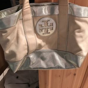 Tory butch tote