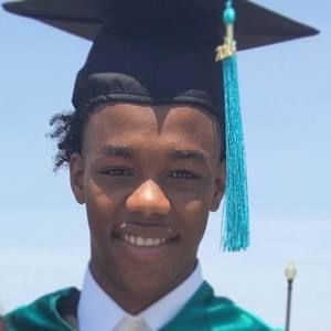 Meet your Posher, Hakeem