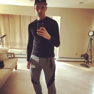 Meet your Posher, Scott