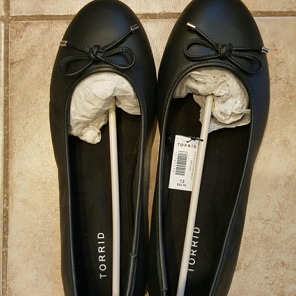 Torrid women's flats size 13