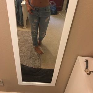 Bull head ripped boyfriend jeans