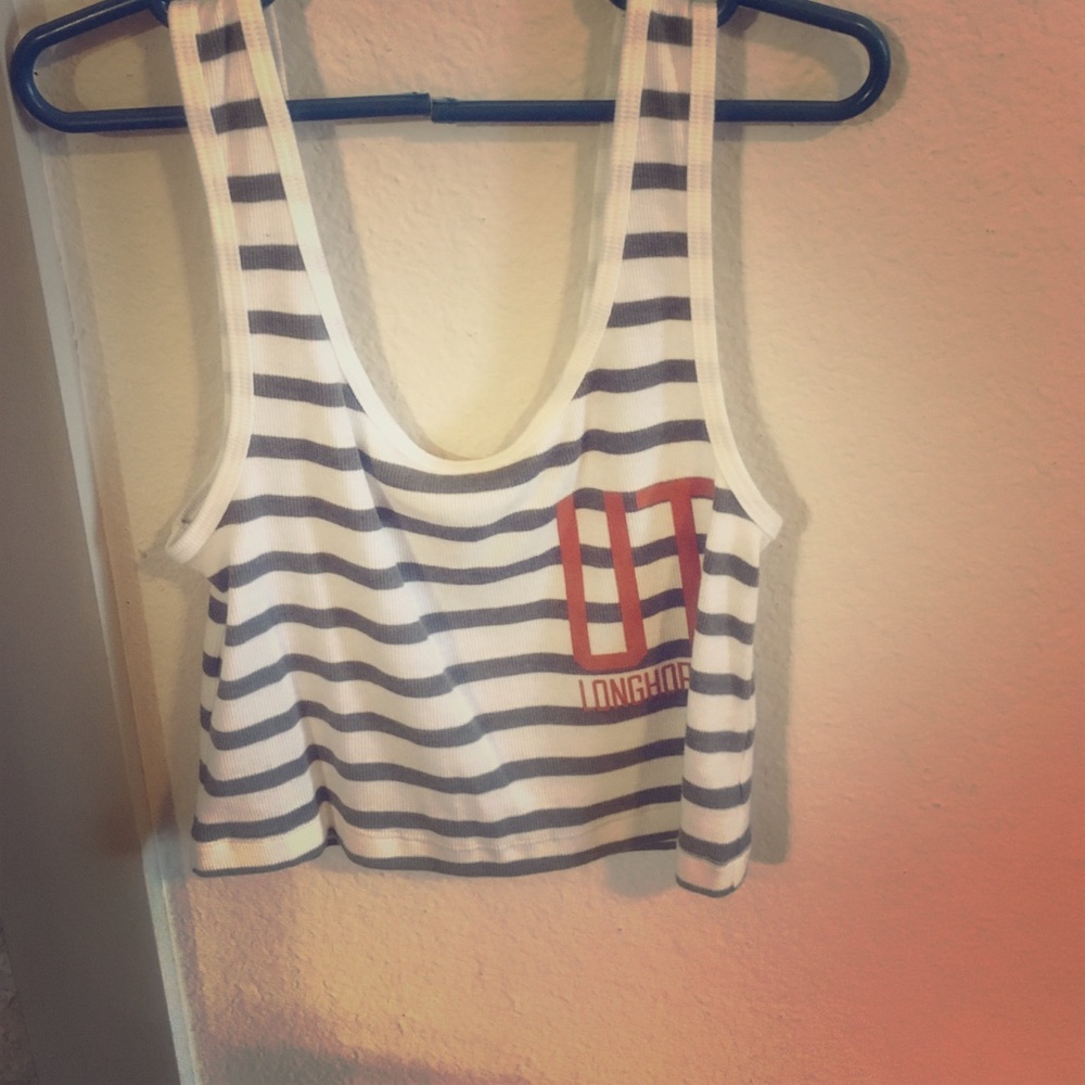 crop top
