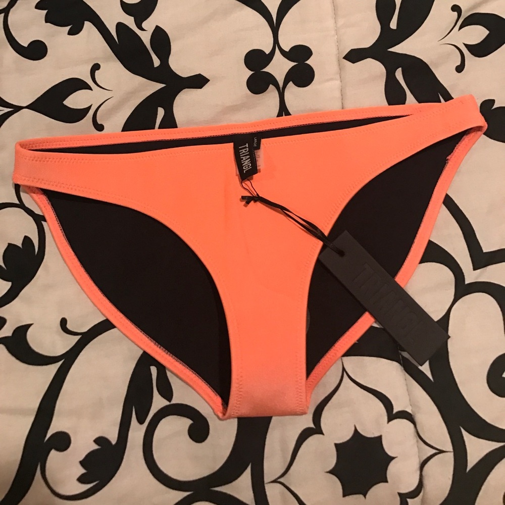 AUTHENTIC TRIANGL BOTTOMS