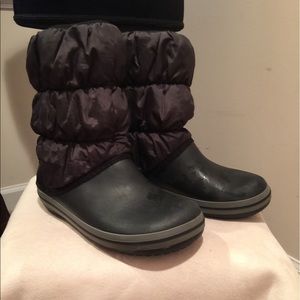 CROCS BOOTS S 7