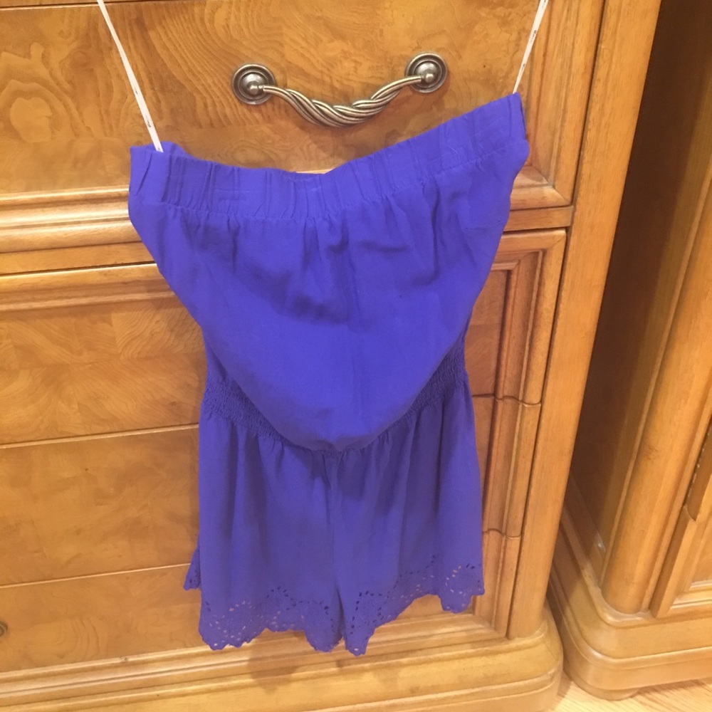 Strapless romper